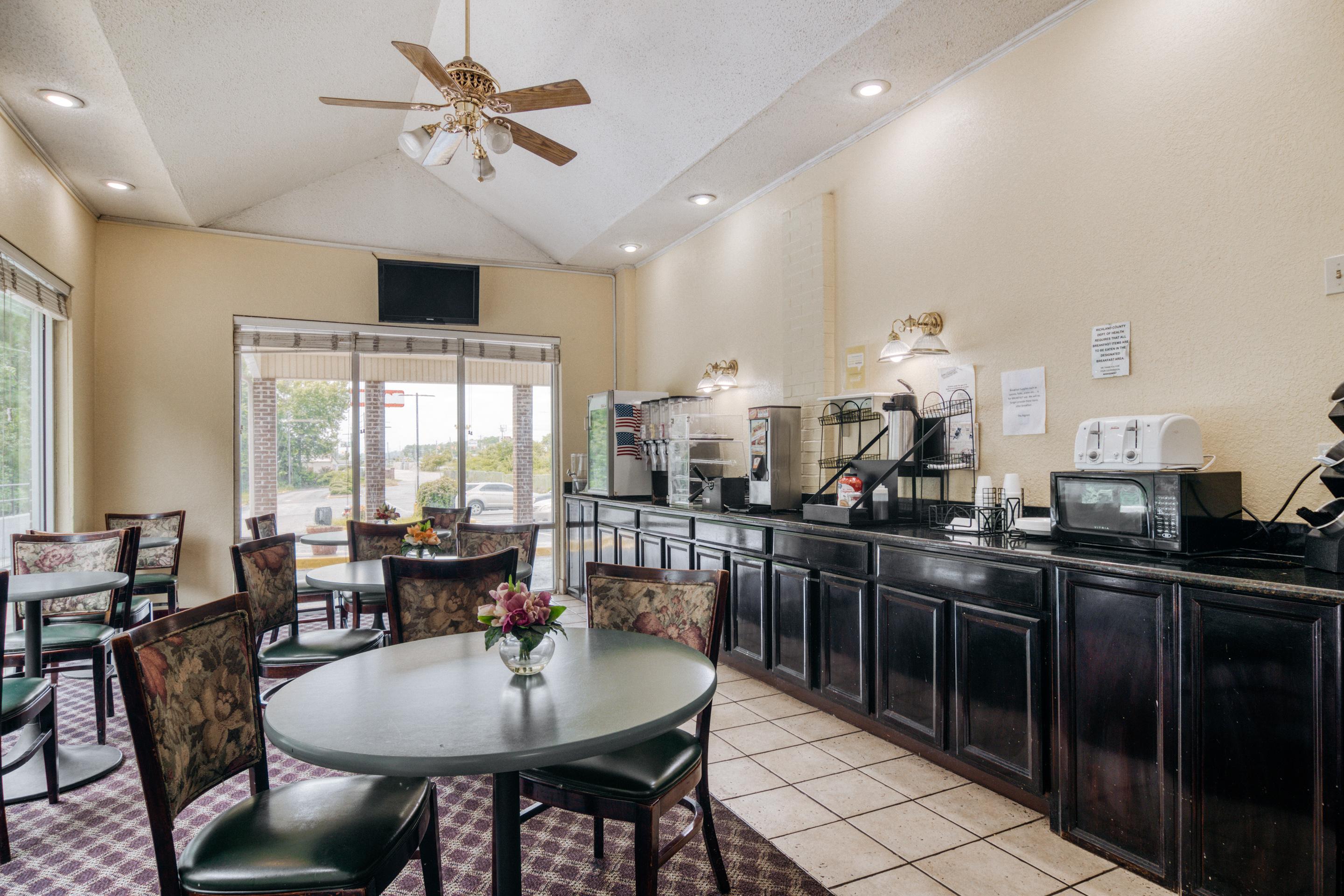 Econo Lodge Inn And Suites Dentsville 외부 사진