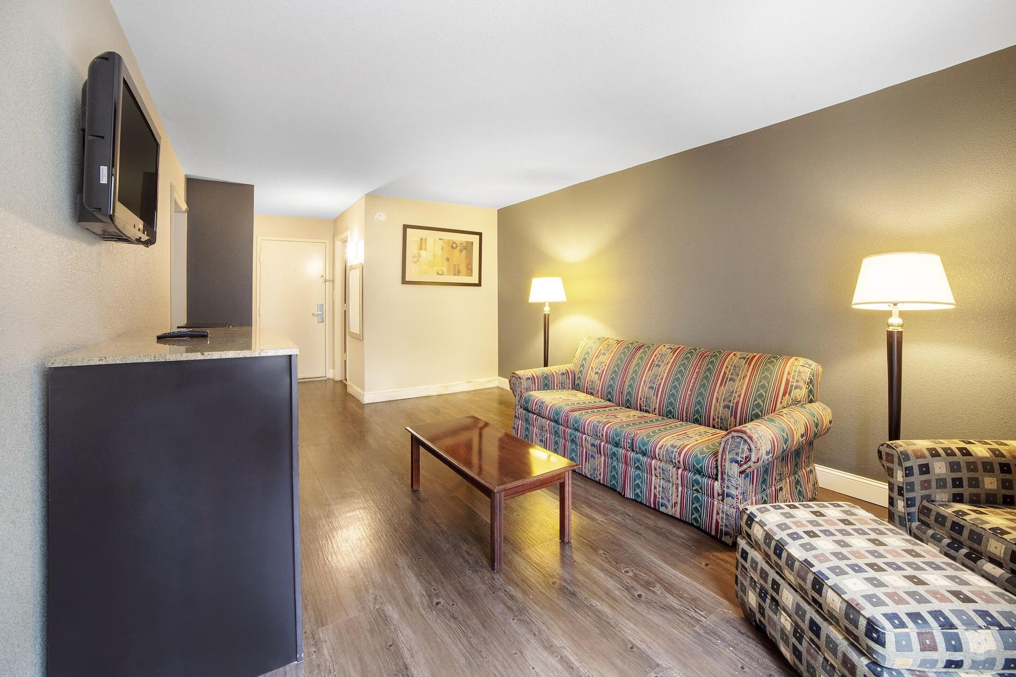 Econo Lodge Inn And Suites Dentsville 외부 사진